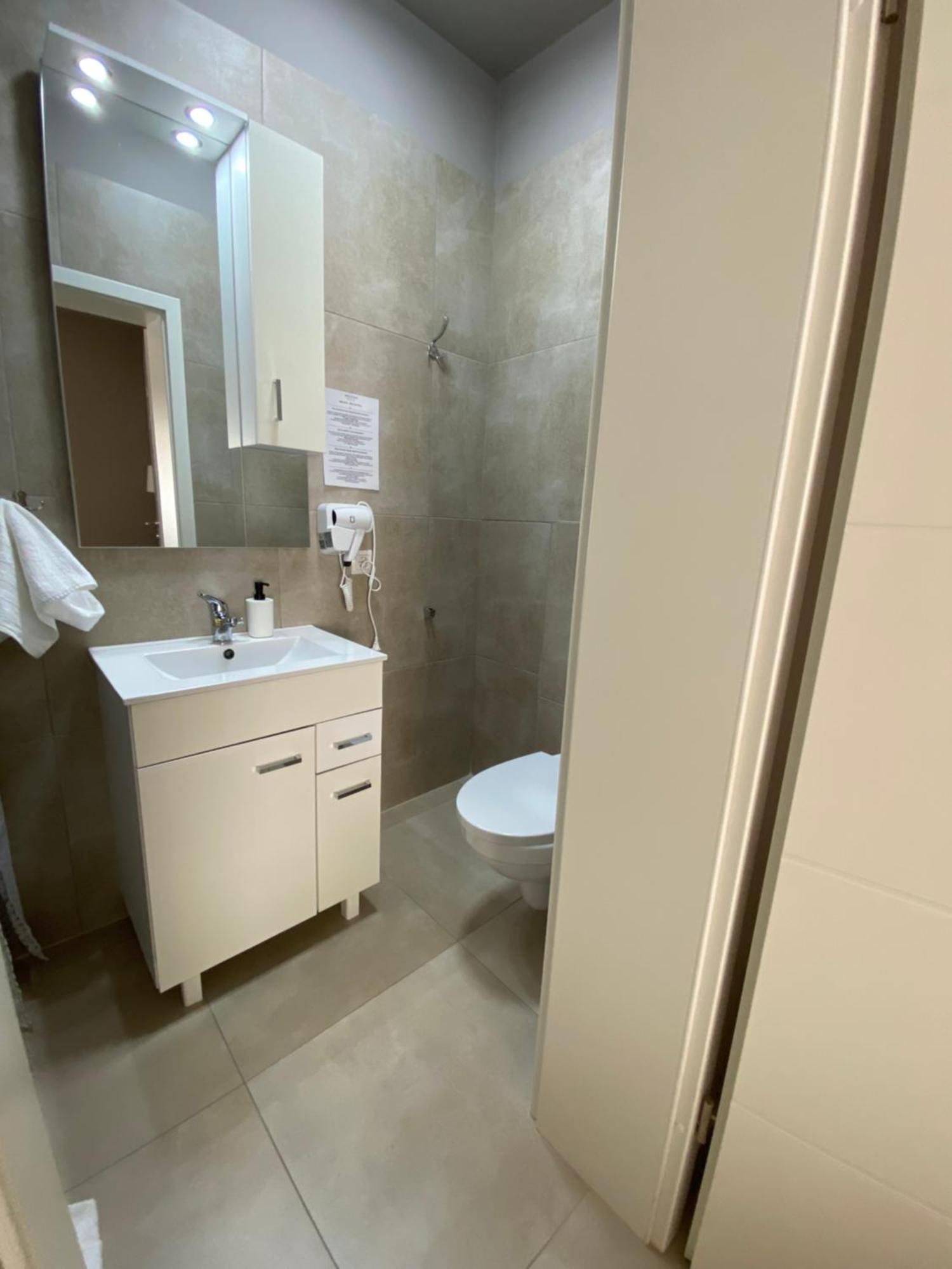 New House Sibiu Hotel Bagian luar foto